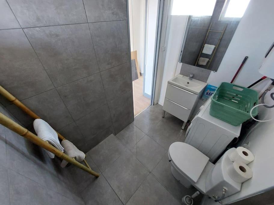 Le Voltaire - T2 Neuf Face Pyrenees Apartment Tarbes Bagian luar foto