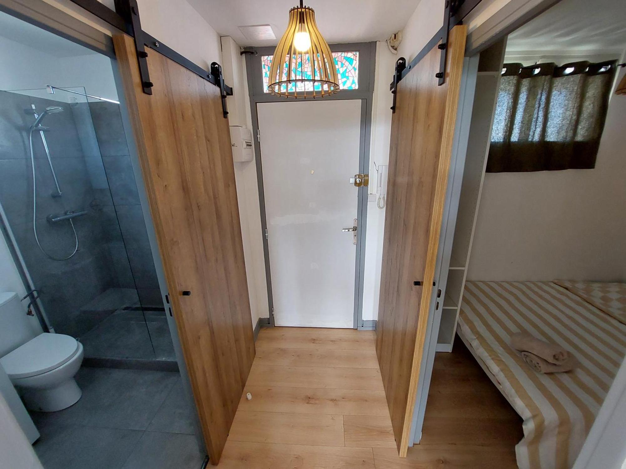 Le Voltaire - T2 Neuf Face Pyrenees Apartment Tarbes Bagian luar foto